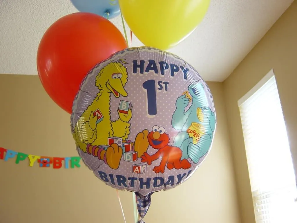First Birthday Scrapbook: What Keepsakes Can You Include On Your Pages?